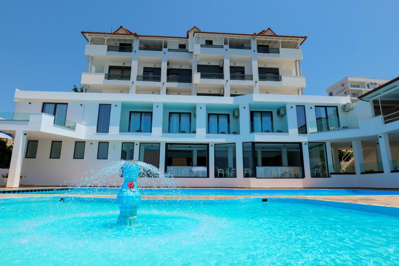 Hotel Emblem Sarande Exterior photo